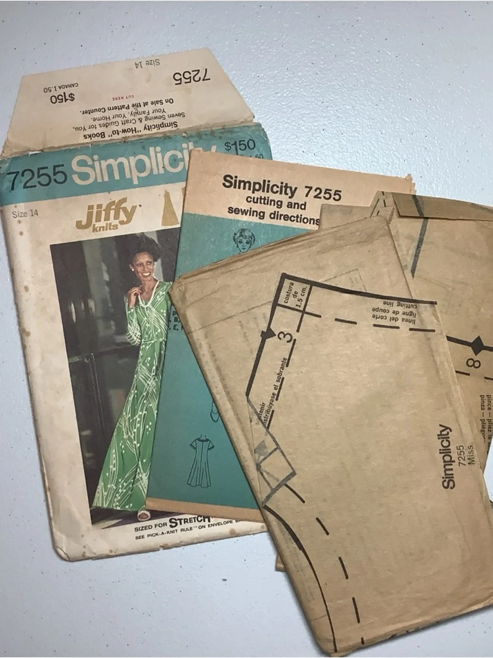 Simplicity 7255 Sewing Pattern - Picture 2 of 3